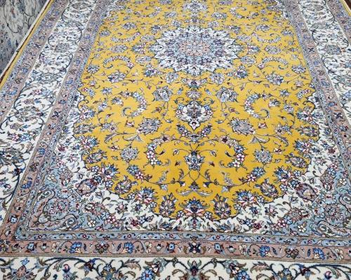 6 متری جفت مارال اردکان گل ابریشم 